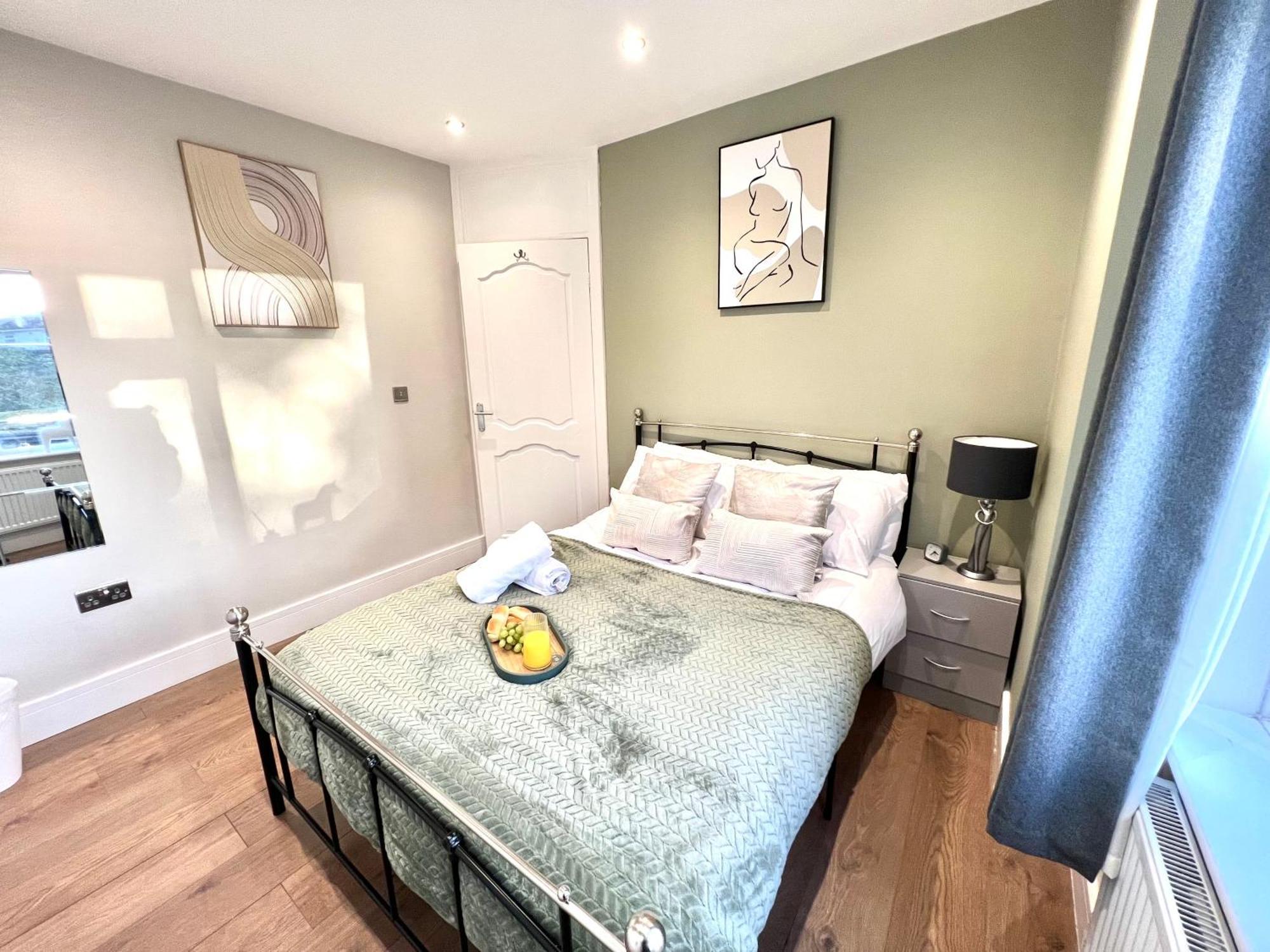 Holiday home Cosy Contractor's Haven: 3-bedroom House By Seeka *